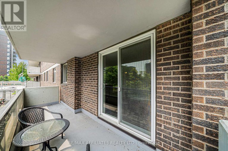28447664/211-1705-playfair-drive/playfair-park/ottawa/ontario/K1H8P6_20