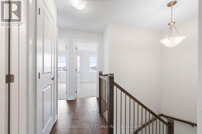 29450822/563-aglish-mews/half-moon-bay/ottawa/ontario/K2C3H2_20