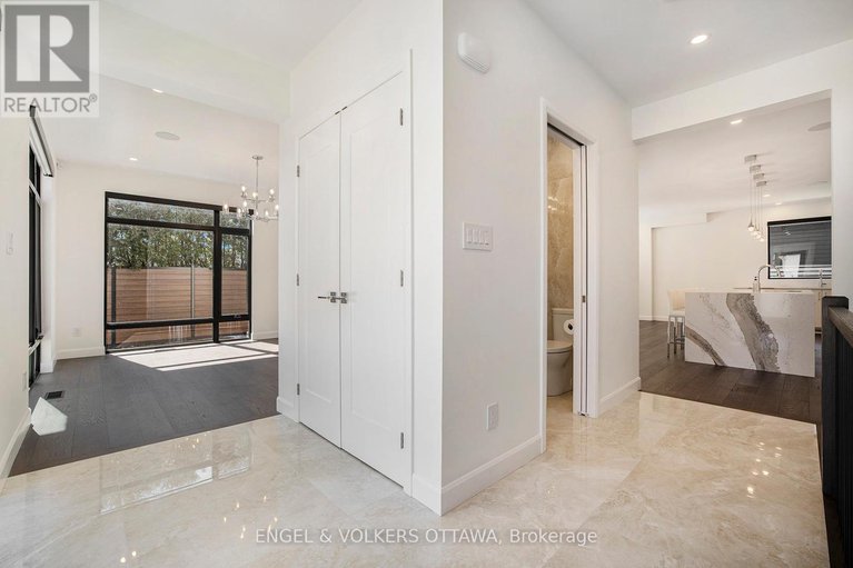 28645547/888-melwood-avenue/mckellar-heightsglabar-park/ottawa/ontario/K2A3C3_6