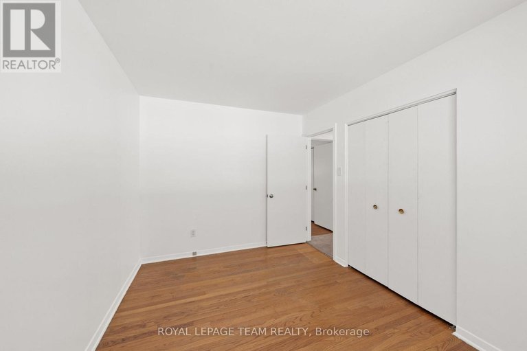 29302413/3-domus-crescent/lynwood-village/ottawa/ontario/K2H6A3_25