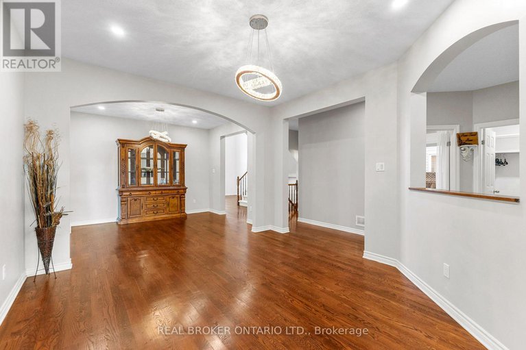 29078372/2014-jasper-avenue/ellwood/ottawa/ontario/K1V1Z5_12