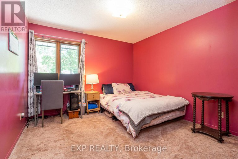 28979168/1437-usborne-street/mcnabbraeside-twps/mcnabbraeside/ontario/K0A1G0_16