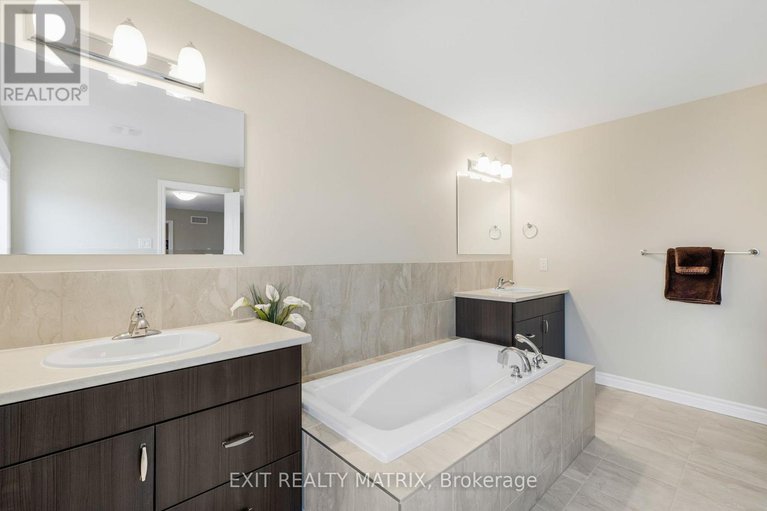 28798910/700-namur-street/embrun/russell/ontario/K0A1W0_31