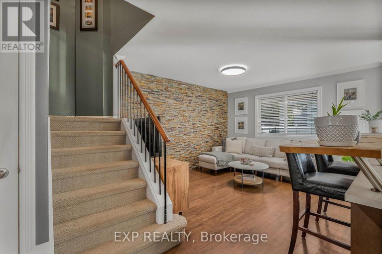 29412976/1601-bottriell-way/fallingbrookpineridge/ottawa/ontario/K4A1W5_7