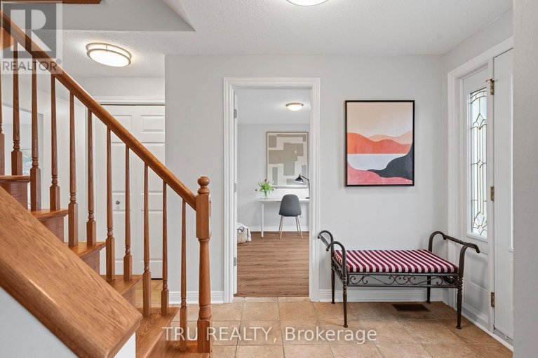 29611395/256-hoylake-crescent/bilberry-creekqueenswood-heights/ottawa/ontario/K1E2M8_9