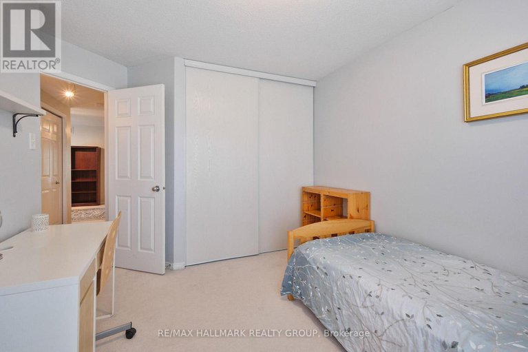 28595258/15-mcpeake-place/morgans-grantsouth-march/ottawa/ontario/K2K3K4_36