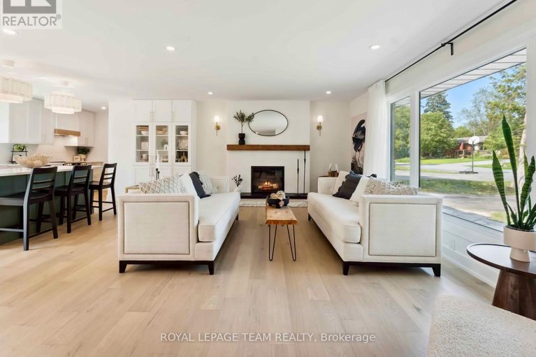 28439592/5282-hillcrest-drive/manotick-long-island-nicholls-island/ottawa/ontario/K4M1E9_4