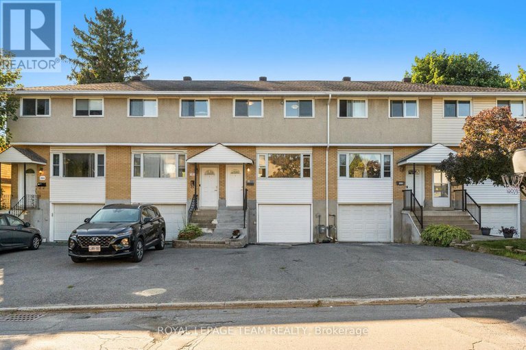 28893741/1308-summerville-avenue/carlington/ottawa/ontario/K1Z8G8_1