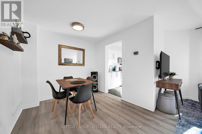 28912115/313-stoneway-drive/barrhaven-east/ottawa/ontario/K2G6E7_4