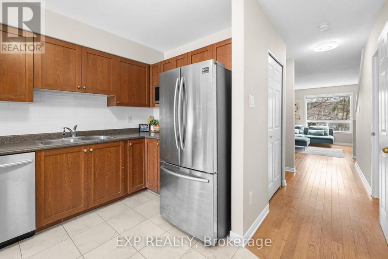 29651648/255-gershwin-private/westcliffe-estates/ottawa/ontario/K2H1G5_12