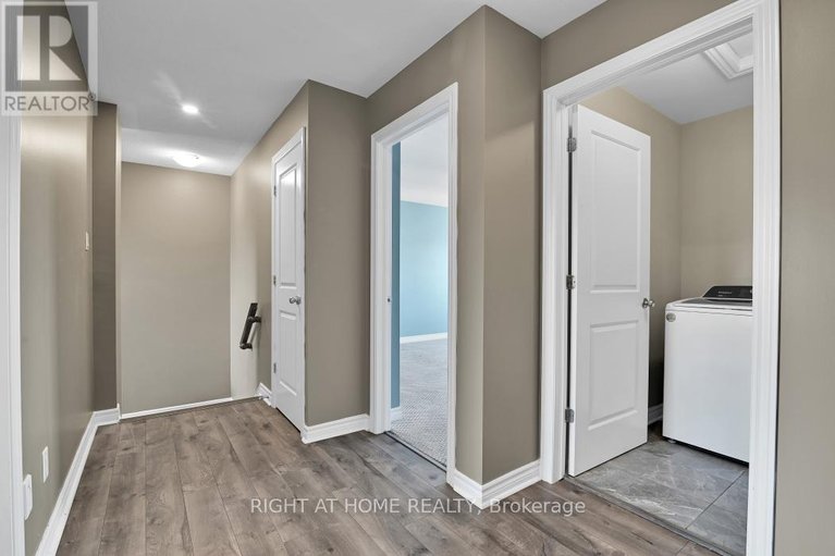 29583768/213-esturgeon-street/avalon-west/ottawa/ontario/K4A1G3_16