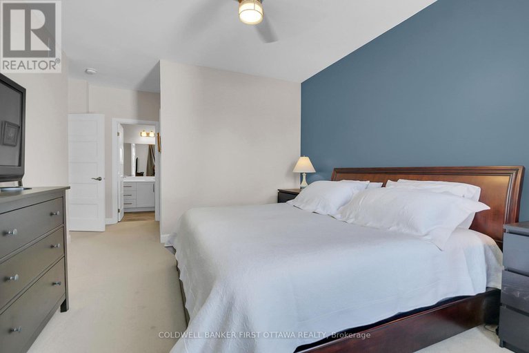 28739997/893-artemis-circle/manotick-south-to-roger-stevens/ottawa/ontario/K4M0H7_18