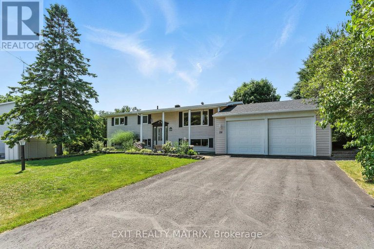 28525668/26-farmers-avenue/vankleek-hill/champlain/ontario/K0B1R0_1
