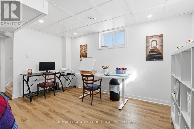 29397113/317-mercury-street/clarencerockland-twp/clarence-rockland/ontario/K4K0G7_30