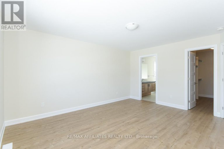 28936750/1060-chablis-crescent/embrun/russell/ontario/K0A1W0_25