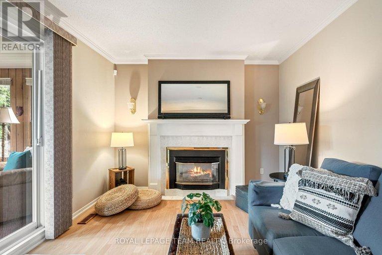 28741168/2128-hubbard-crescent/beacon-hill-north/ottawa/ontario/K1J6L2_13