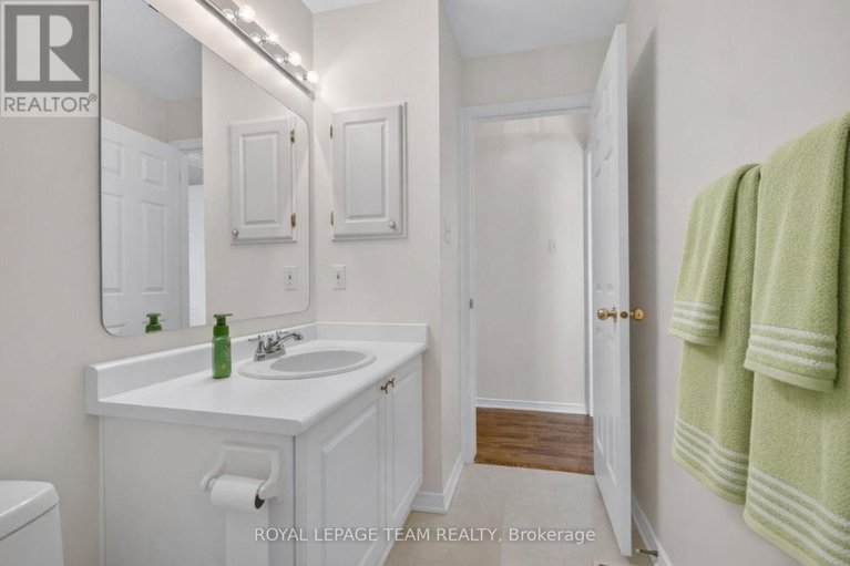 29427444/84-newborough-crescent/barrhaven-east/ottawa/ontario/K2G6A9_26