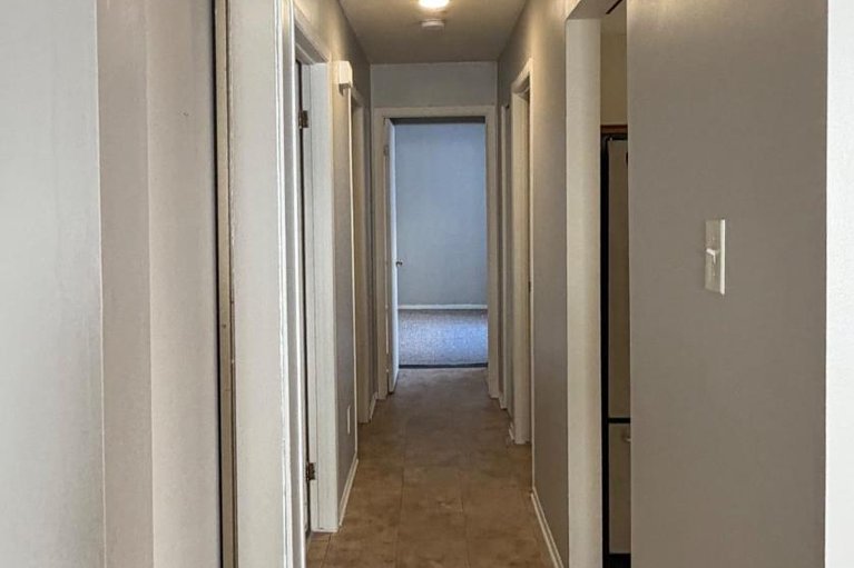 29573892/e-1033-cummings-avenue/cyrville/ottawa/ontario/K1J9K6_4