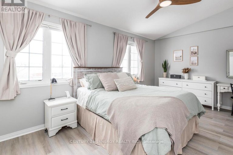 29486485/167-romina-street/emerald-meadowstrailwest/ottawa/ontario/K2S0J3_18