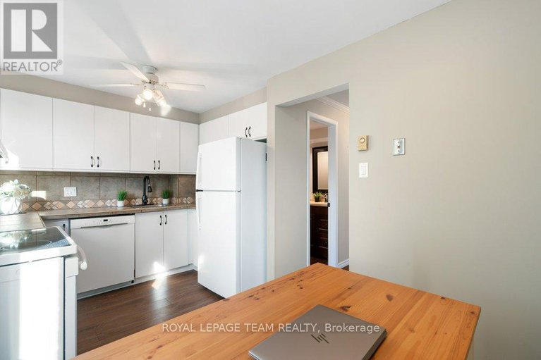 29008044/b-6754-jeanne-darc-boulevard-n/convent-glen-north/ottawa/ontario/K1C6E9_16