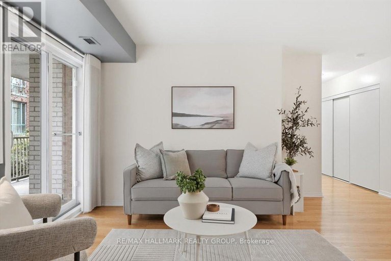 29126396/206-320-centrum-boulevard/bilberry-creekqueenswood-heights/ottawa/ontario/K1E3X9_8