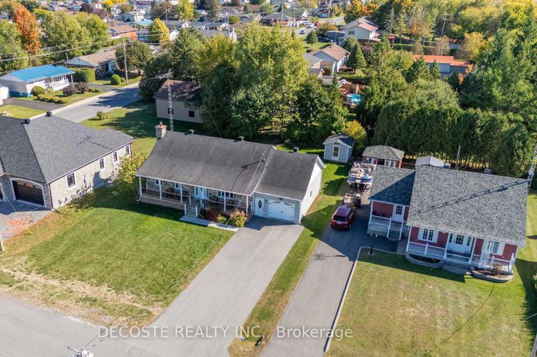 28940024/20322-lochiel-street-w/alexandria/north-glengarry/ontario/K0C1A0_38