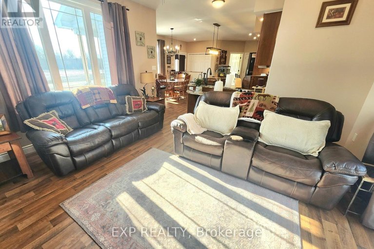 29570618/4399-markell-road/south-dundas-matilda-twp/south-dundas/ontario/K0E1C0_18