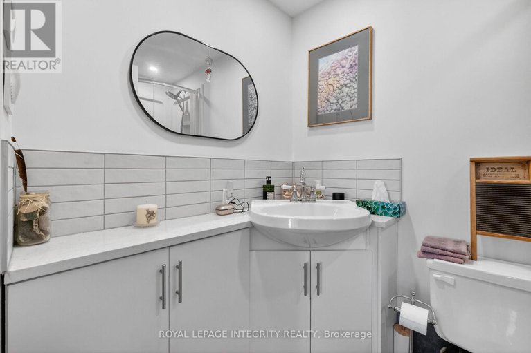 29430894/2608-1025-richmond-road/woodroffe/ottawa/ontario/K2B8G8_31