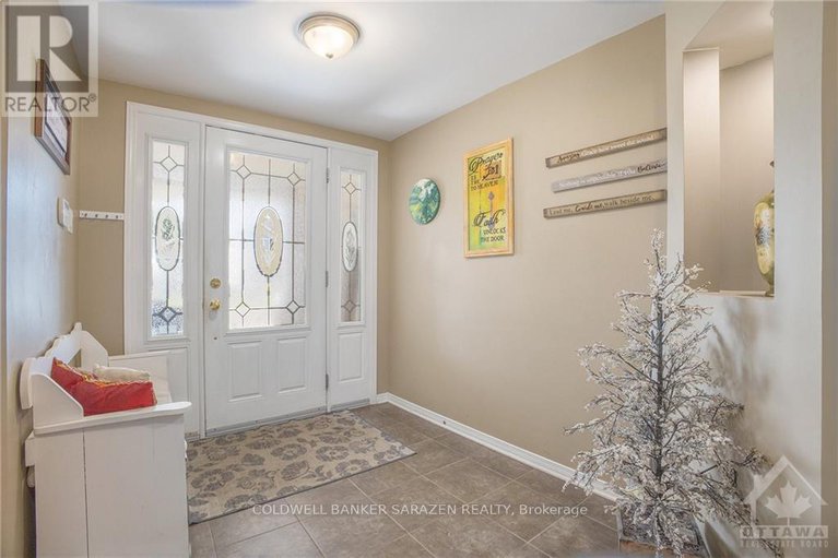 27483149/22-frieday-street/campbellbrook-village/arnprior/ontario/K7S0A6_3