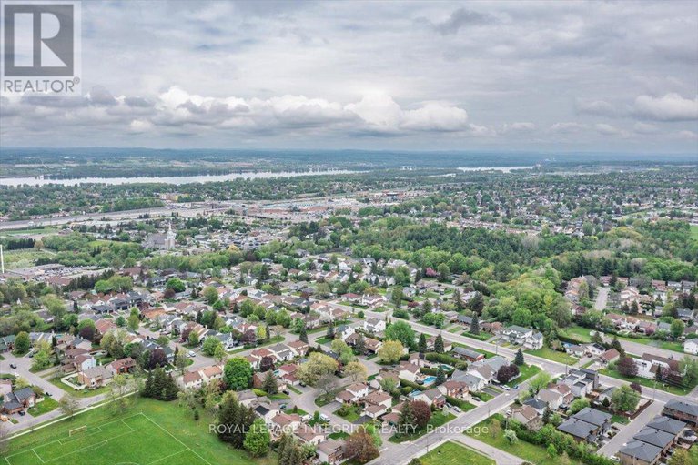 28601020/1561-verchere-street/chateauneuf/ottawa/ontario/K1C6B8_47