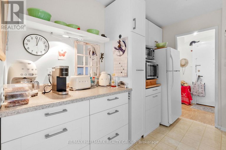 28759987/806-265-poulin-avenue/britannia/ottawa/ontario/K2B7Y8_7