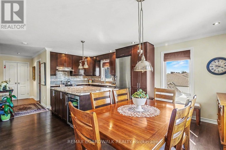 29518685/unit-204-32-de-la-croisee-street/embrun/russell/ontario/K0A1W0_12