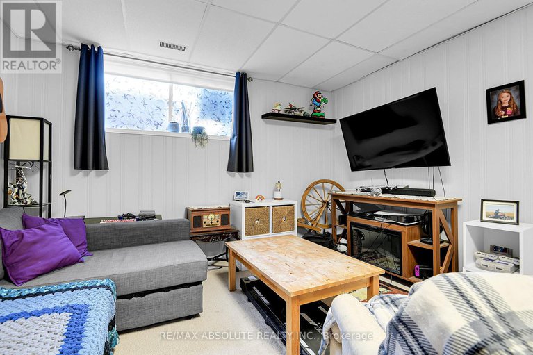 28640841/6142-arbourwood-drive/chapel-hill/ottawa/ontario/K1C7K8_25
