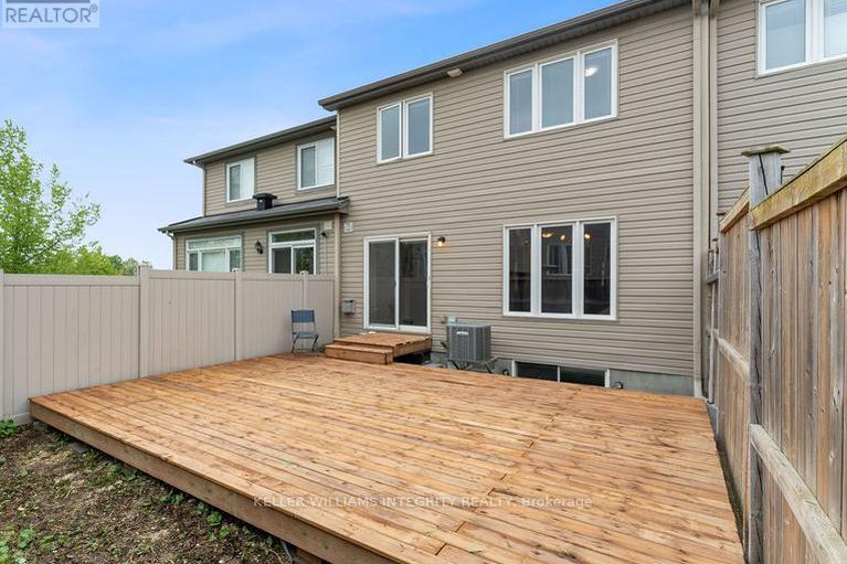 28367526/203-kingswell-street/leitrim/ottawa/ontario/K1T0L1_32
