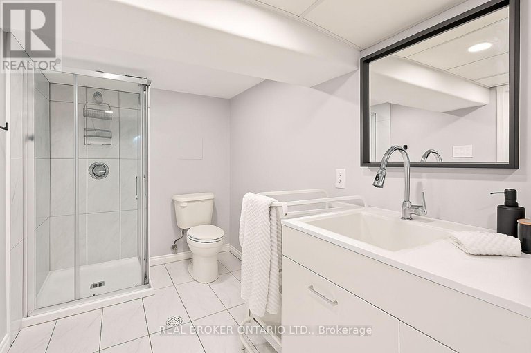 28987667/23-lakeview-terrace/dows-lake/ottawa/ontario/K1S3H3_33