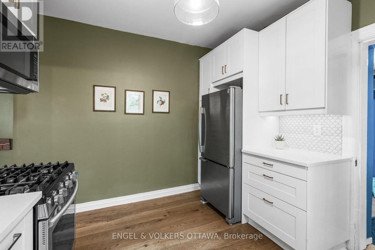 28880147/2-lower-charlotte-street/lower-town/ottawa/ontario/K1N8K1_21
