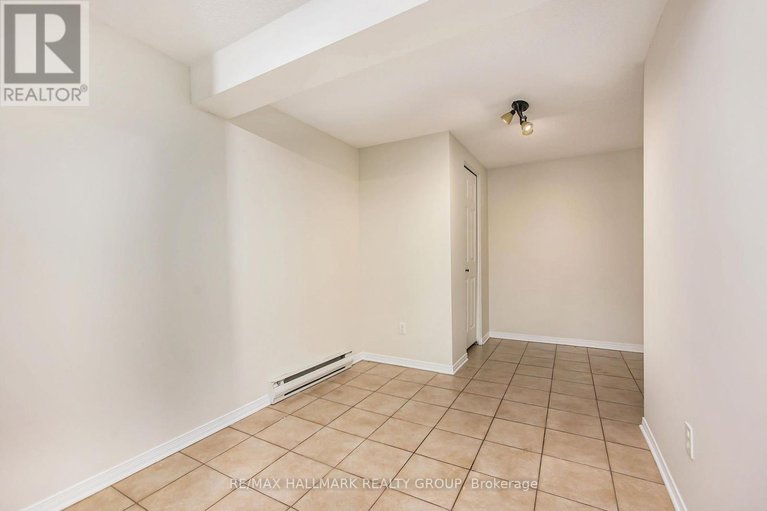 28834162/120-royalton-private/hunt-club-woods/ottawa/ontario/K1V9S3_23