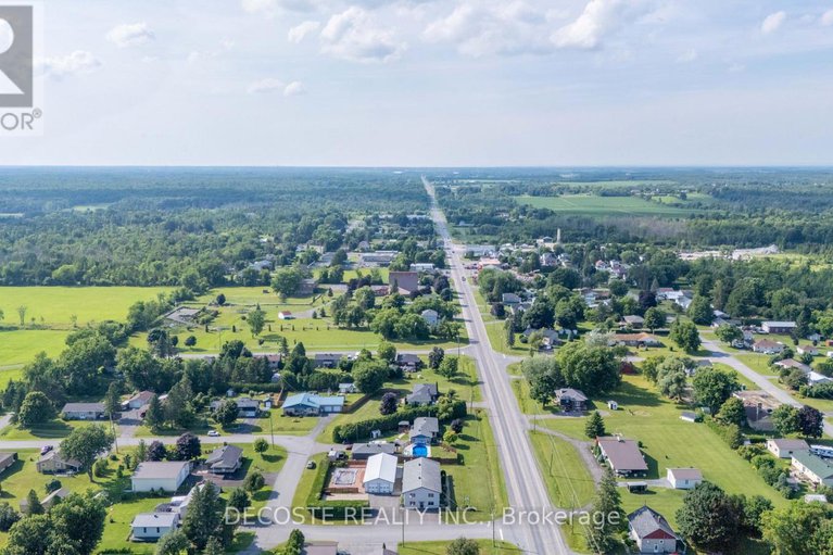 28605188/20397-park-crescent/south-glengarry-charlottenburgh-twp/south-glengarry/ontario/K0C1L0_46