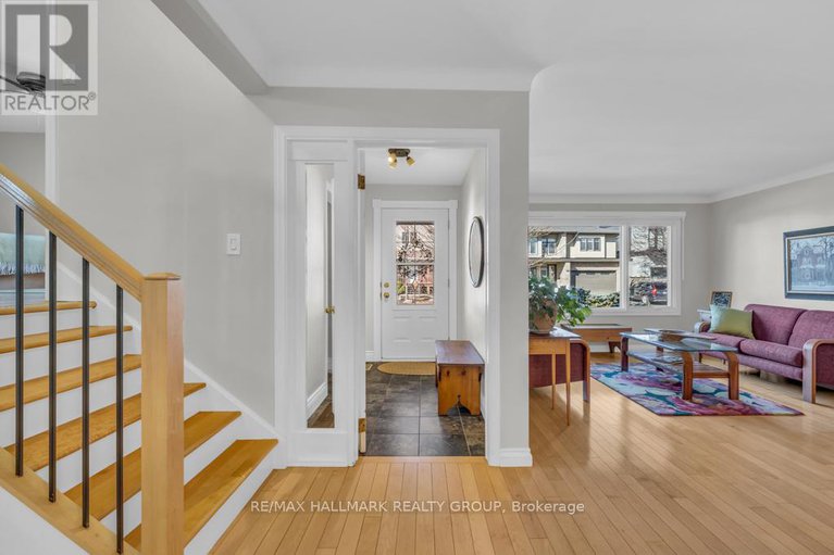 29420428/655-mansfield-avenue/laurentianview/ottawa/ontario/K2A2T5_3