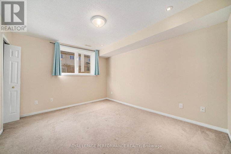 28996456/52-130-berrigan-drive/longfields/ottawa/ontario/K2J0J3_12