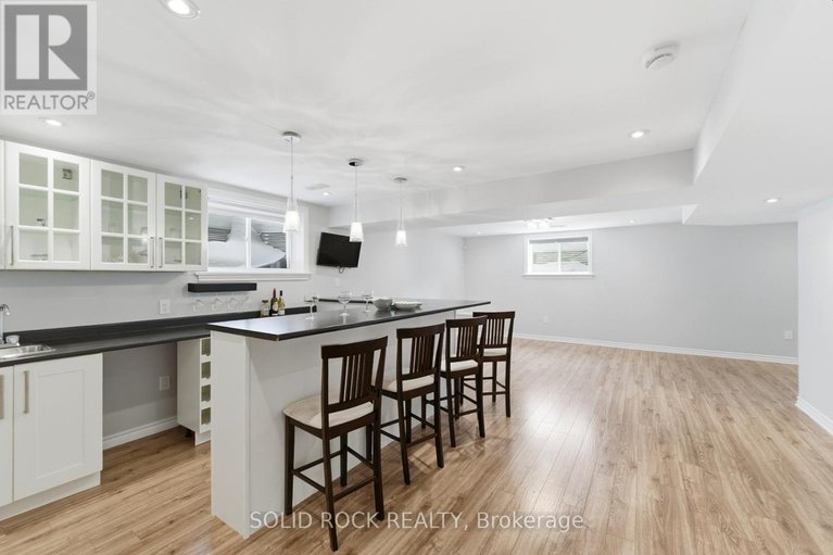 29353005/520-elm-park-avenue/longfields/ottawa/ontario/K2J5X9_36