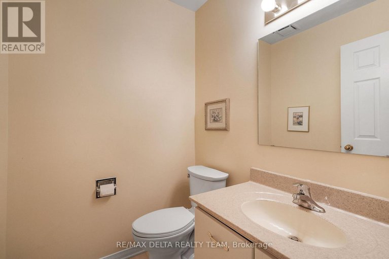 29126045/745-hauteview-crescent/fallingbrookridgemount/ottawa/ontario/K4A2B9_6