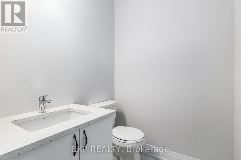 29159789/1979-hawker-private/huntley-ward-south-east/ottawa/ontario/K0A1L0_18