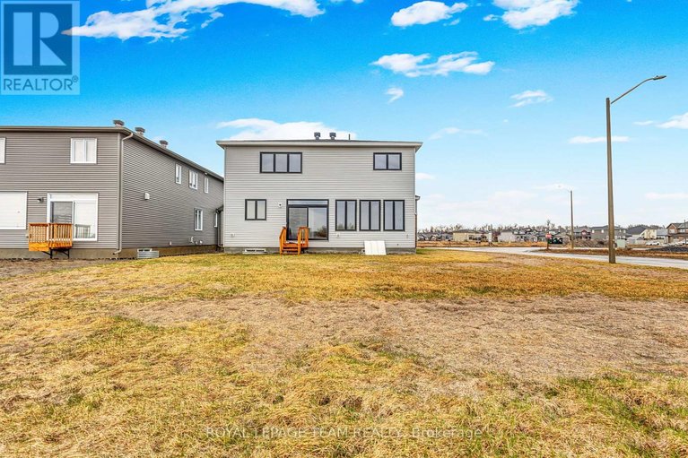 29616628/737-gamble-drive/village-of-russell/russell/ontario/K4R0G5_47