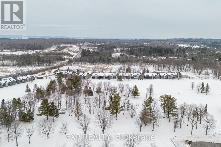 29434594/1101-310-masters-lane/town-of-rockland/clarence-rockland/ontario/K4K0L3_28