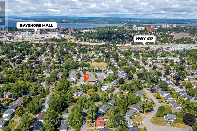 28806486/27-esquimault-avenue/bruce-farmgraham-parkqualicumbellands/ottawa/ontario/K2H6Z4_49