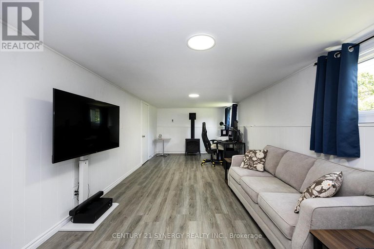 28393390/233-allan-street/smiths-falls/smiths-falls/ontario/K7A4M9_15