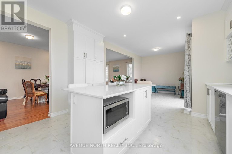 28484843/822-henslows-circle/avalon-west/ottawa/ontario/K4A5H6_15