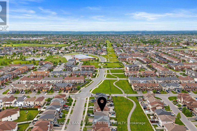 28518556/2459-esprit-drive/avalon-east/ottawa/ontario/K4A0S3_39
