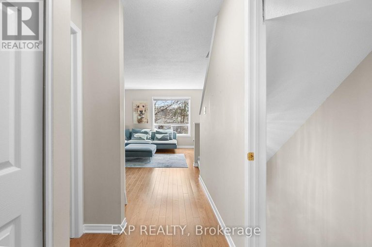 29651648/255-gershwin-private/westcliffe-estates/ottawa/ontario/K2H1G5_14